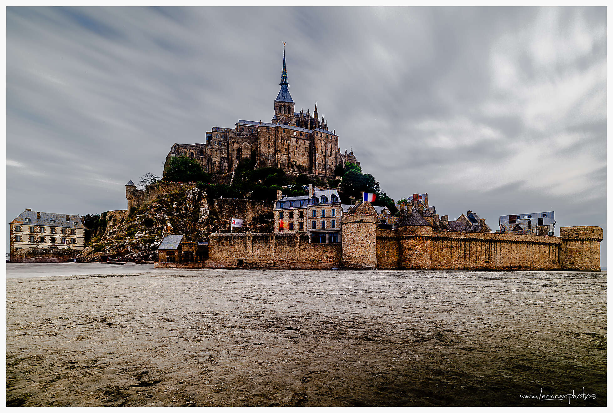 Brigt day at Mont Saint Michel